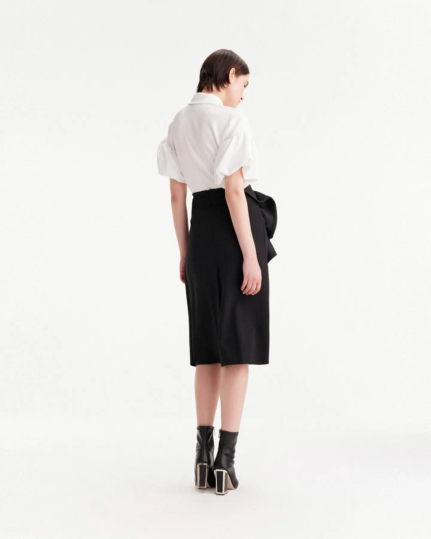 Atlas Bow Pencil Skirt