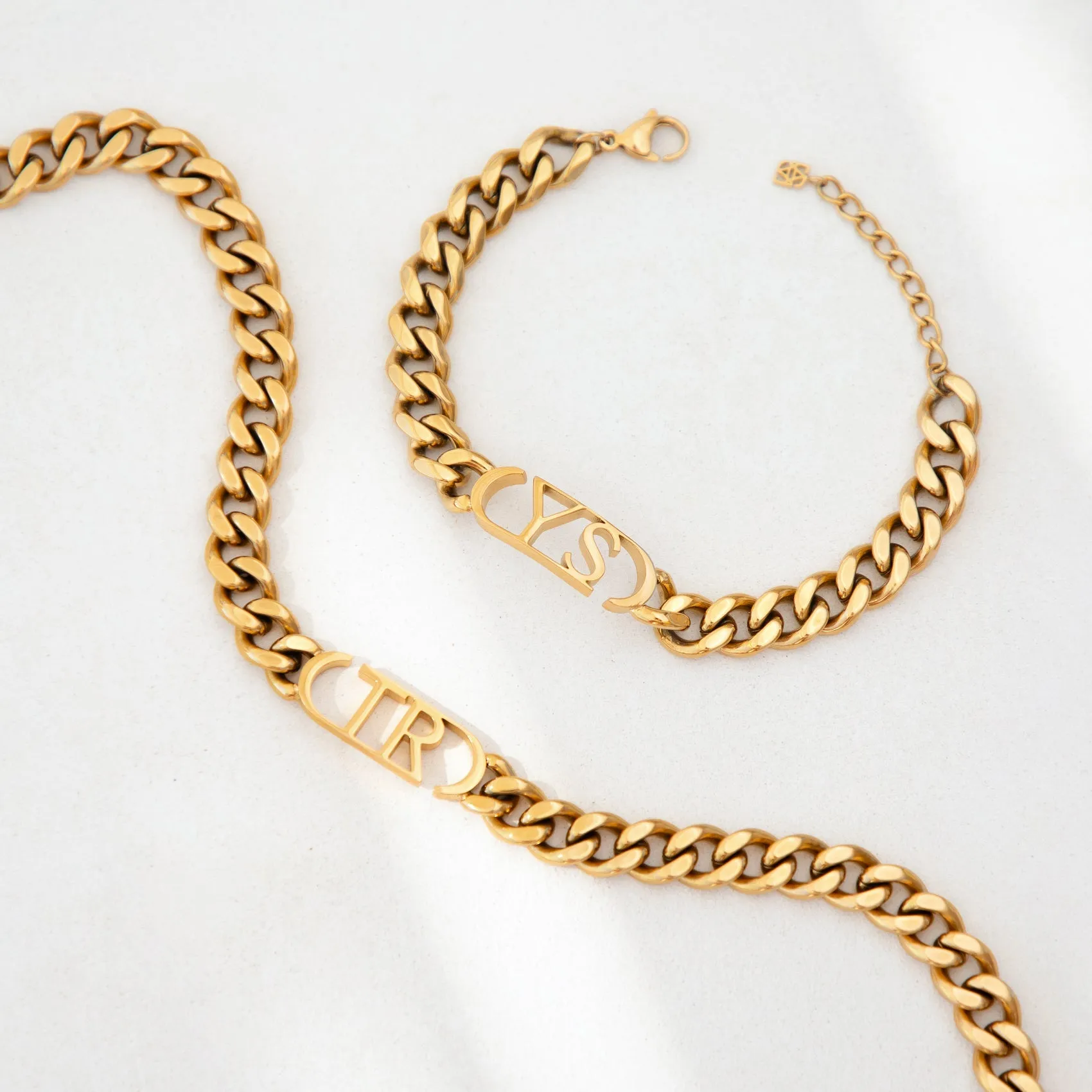 Chunky Initial Curb Bracelet (Gold)