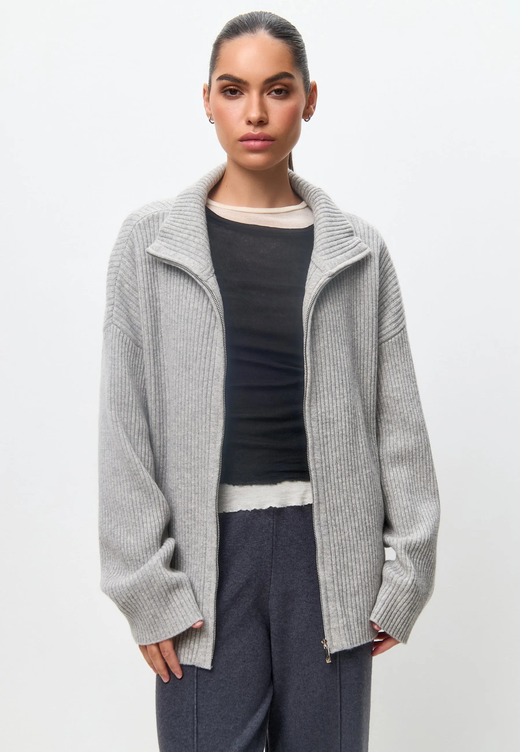 Elegant Merino Zip-Up Sweater Alice - Gray