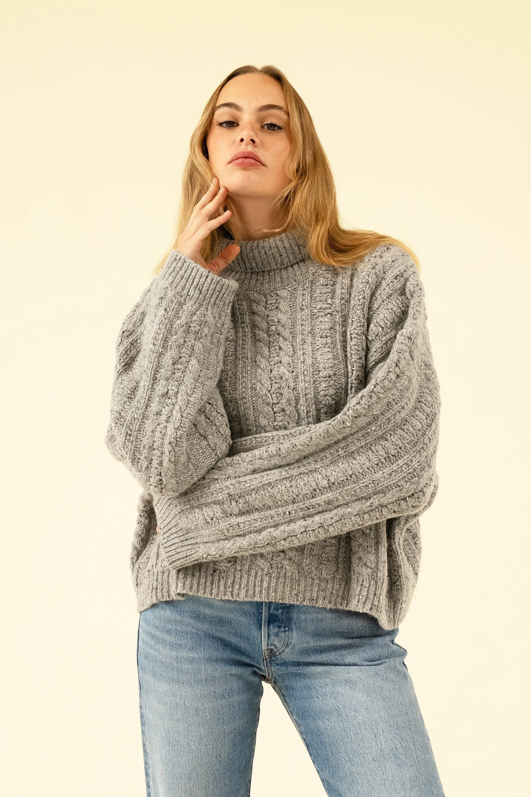 ELOWEN KNIT - GREY