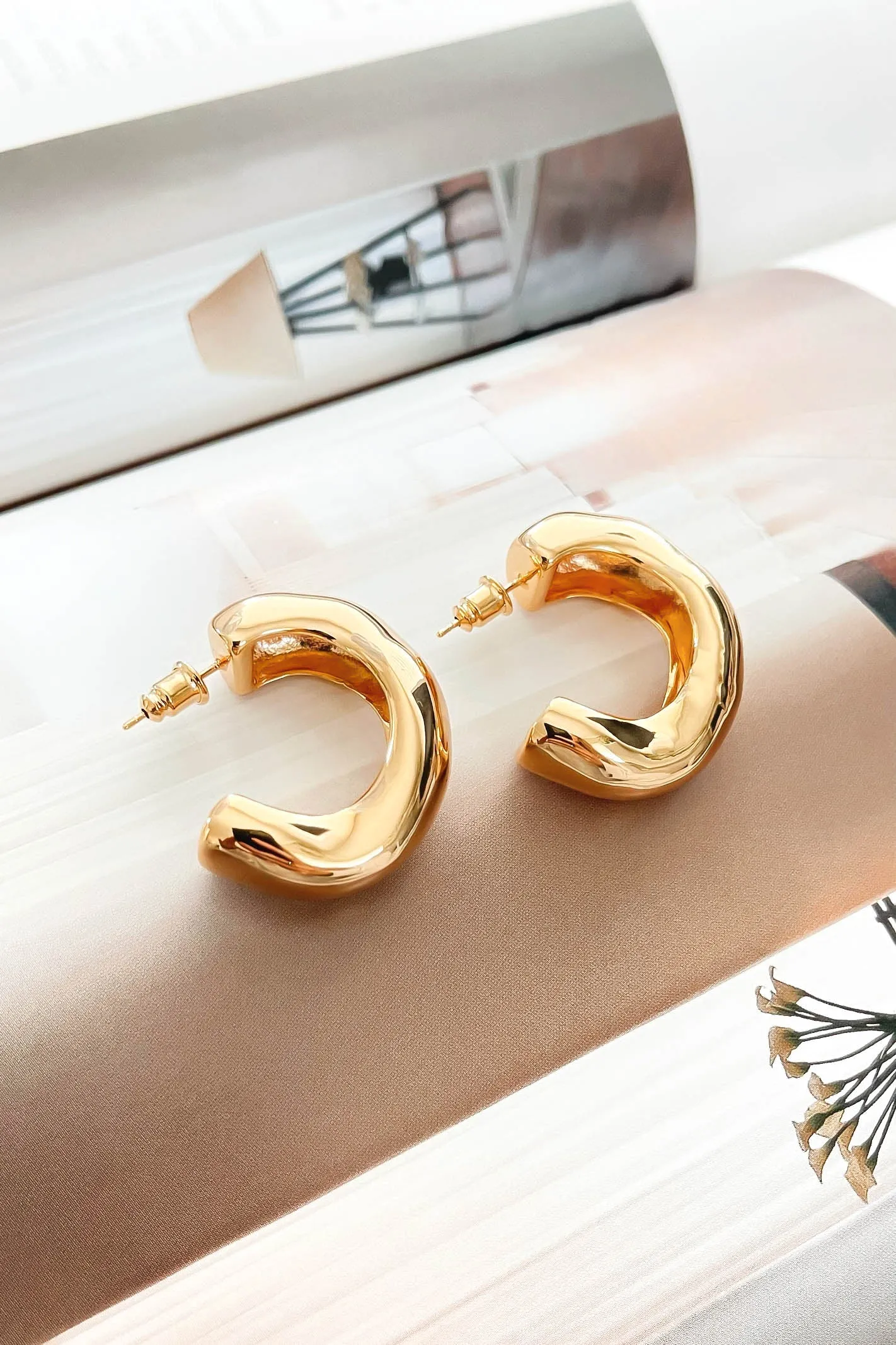 ENDLESSLY CHUNKY HOOPS / GOLD