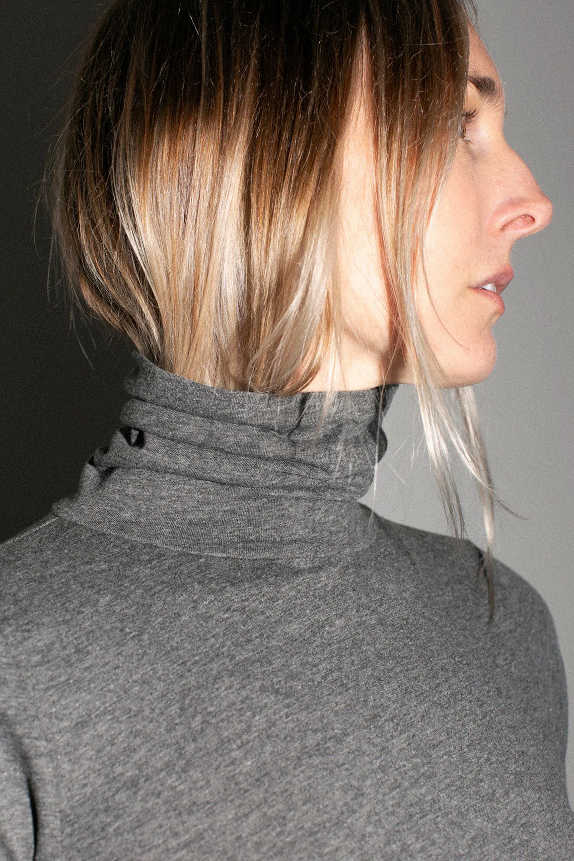 Grey Vik Highneck