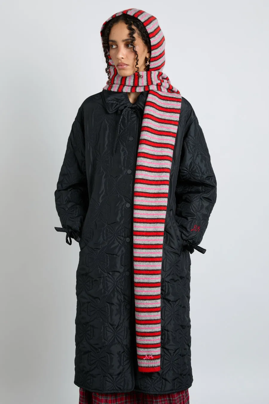 hooded scarf in stripe