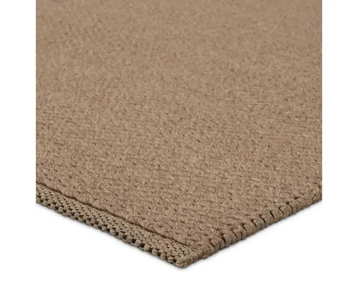 Maverick MAV09 Taupe Rug