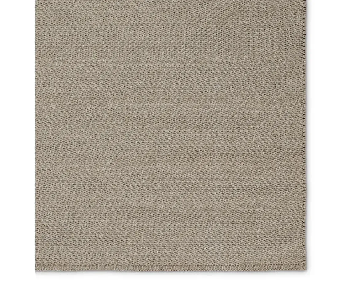 Maverick MAV10 Light Grey Rug