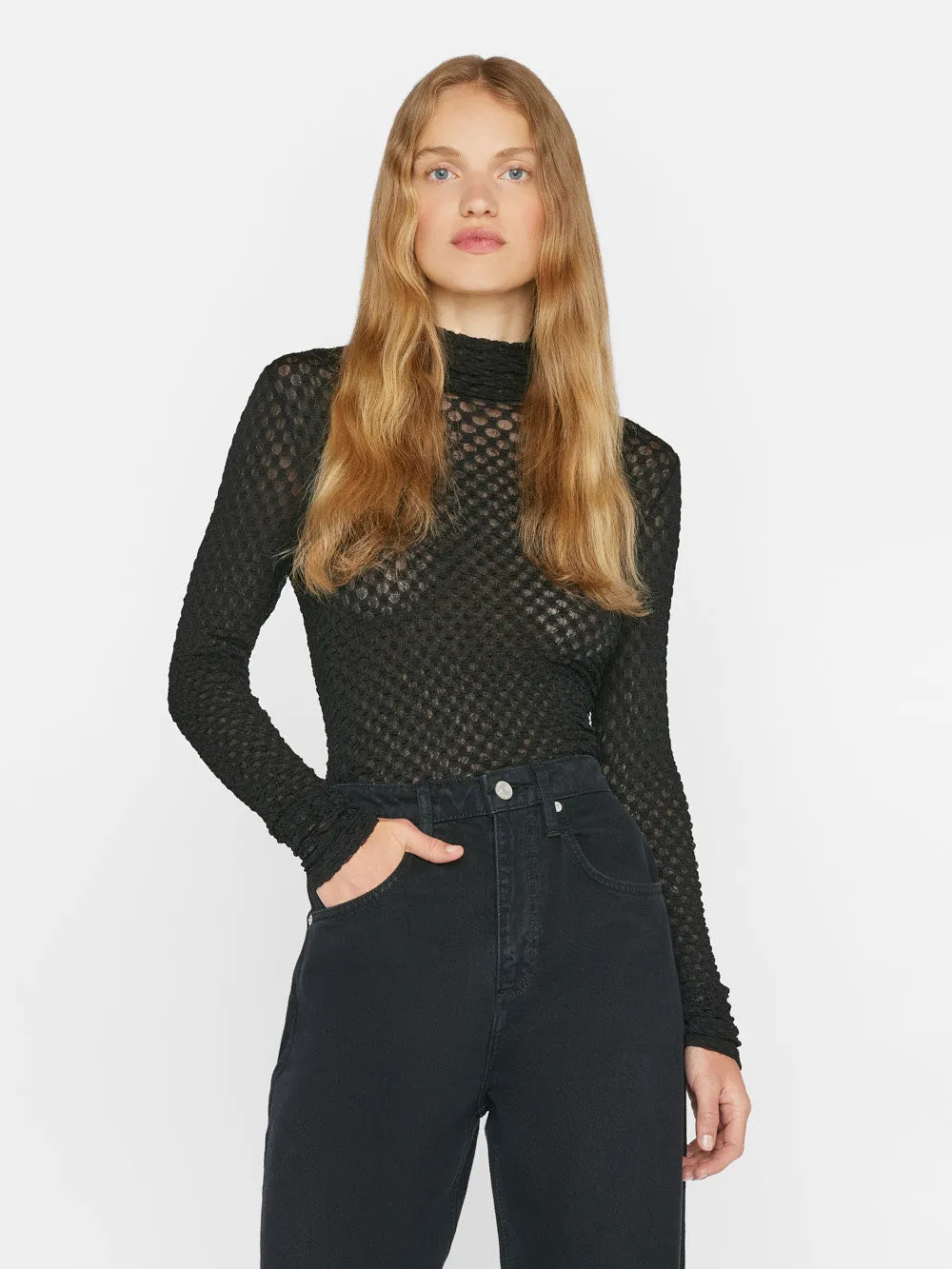 Mesh Lace Turtleneck -- Noir