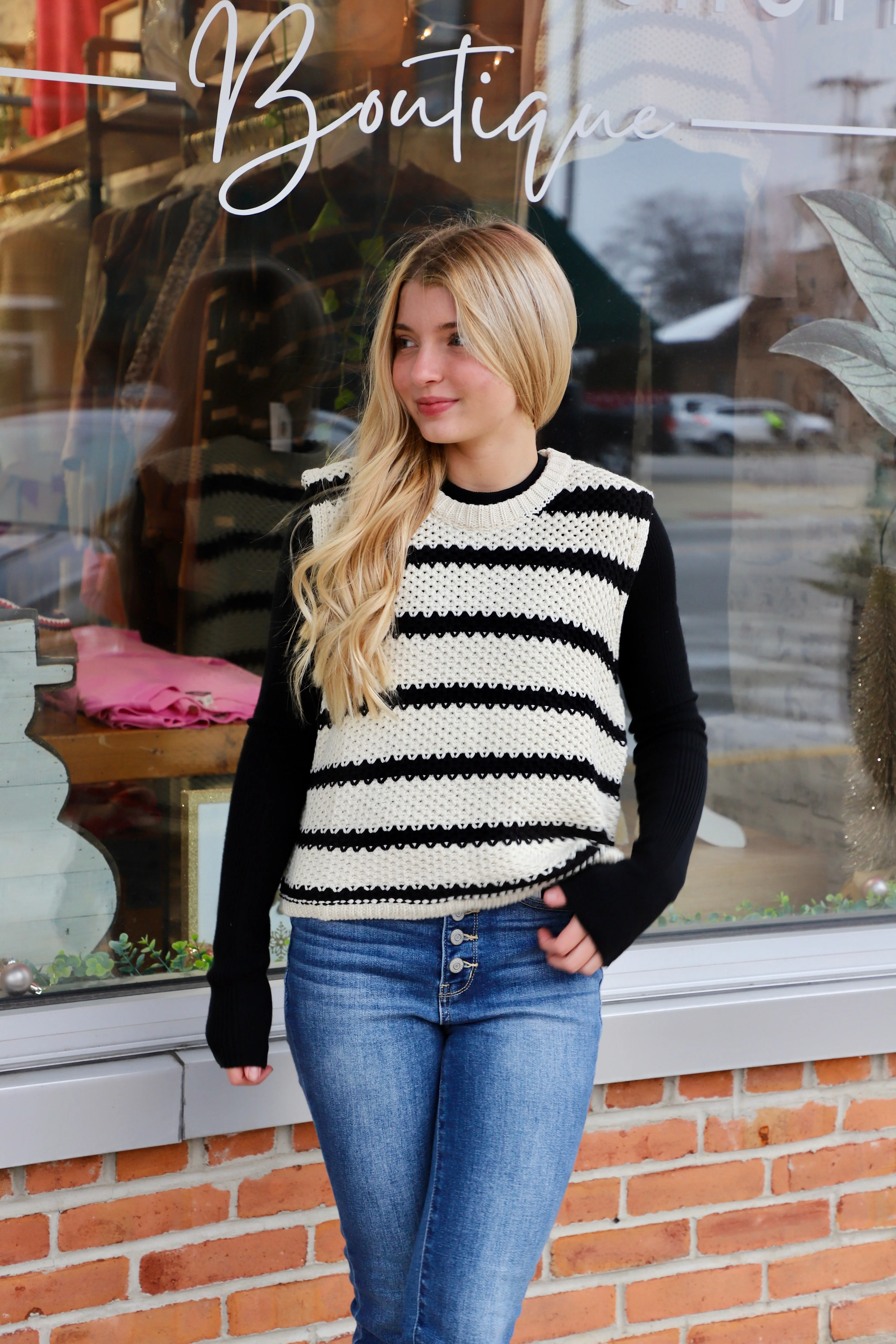 Regan Chunky Knit Sleeveless Sweater