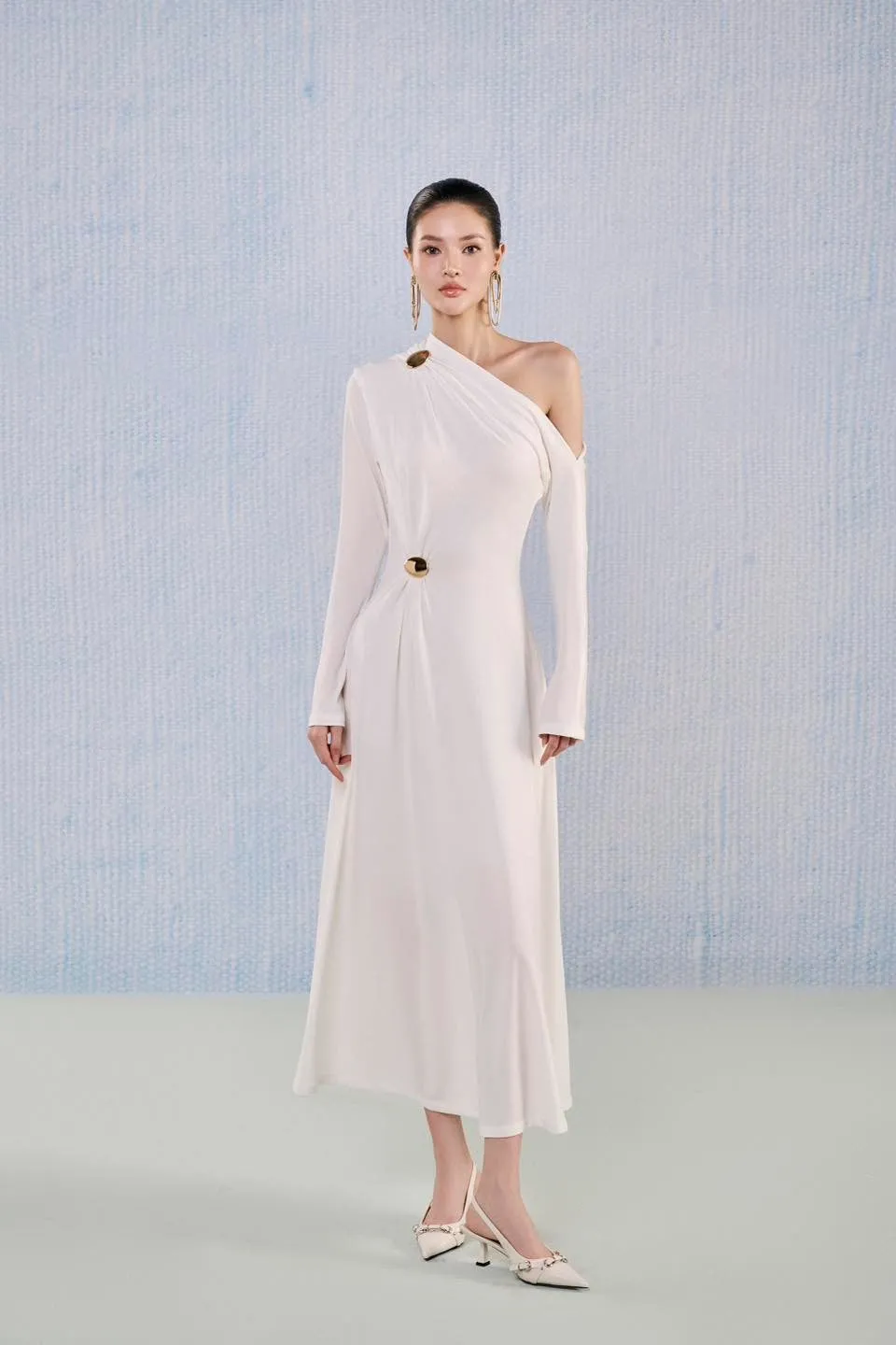 White Plan A-line Asymmetric off one shoulder Sleeved cinched waist Viscose Ankle Length midi dress - Spinel